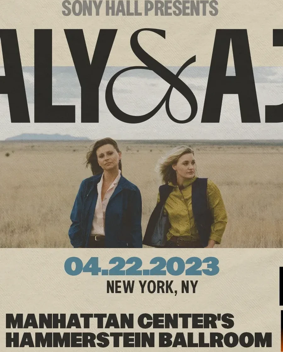 Aly & AJ show art